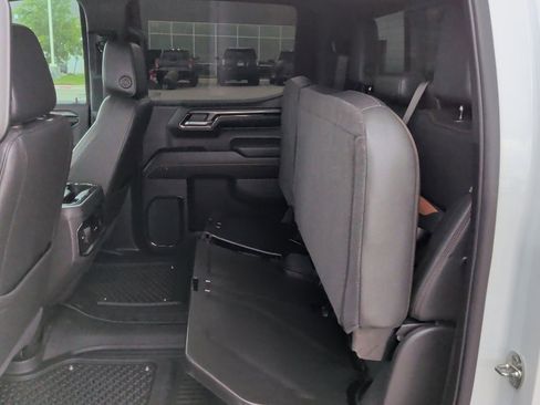 Used 2024 GMC Sierra 1500 AT4 w/ Technology Package AWD/4WD image 40