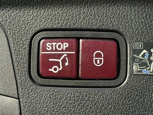 New 2025 Mercedes-Benz GLE 53 AMG 4MATIC Coupe image 13