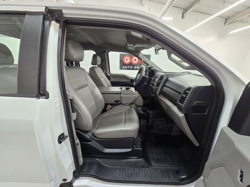 Used 2019 Ford F250 XL w/ STX Appearance Package image 16