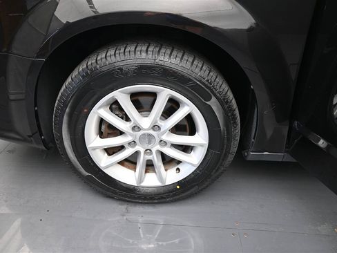 Used 2019 Dodge Grand Caravan SXT FWD image 19