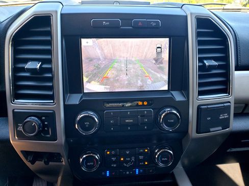 Used 2021 Ford F250 Lariat w/ Lariat Value Package image 32