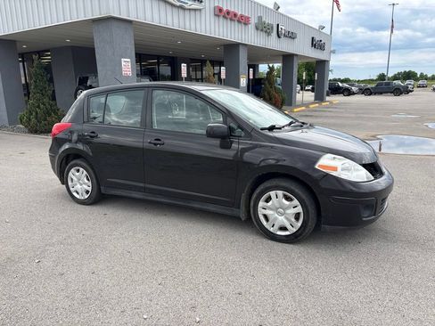 Used 2012 Nissan Versa 1.8 S w/ Plus Pkg FWD image 1