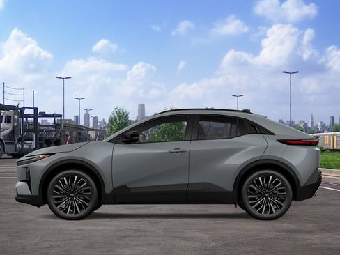 New 2026 Toyota C-HR AWD/4WD image 4