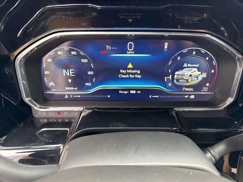 Used 2024 Chevrolet Silverado 2500 LT image 23