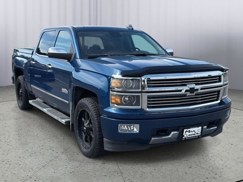 Used 2015 Chevrolet Silverado 1500 High Country w/ High Country Premium Package AWD/4WD image 7