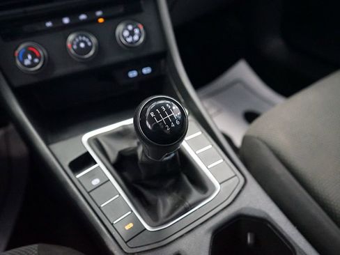 Used 2020 Volkswagen Jetta S w/ Driver Assistance Package image 2