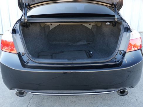 Used 2015 Honda Accord Sport image 9