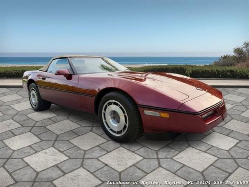 Used 1987 Chevrolet Corvette Convertible RWD image 4