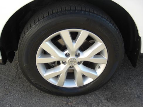 Used 2011 Nissan Murano SL w/ Navigation Pkg image 4