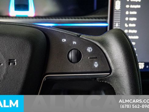 Used 2022 Tesla Model X Plaid image 25