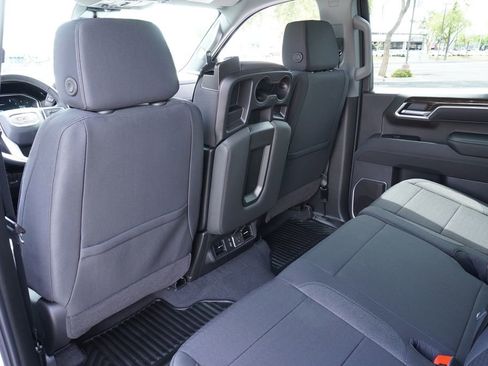 New 2026 GMC Sierra 1500 SLE image 11