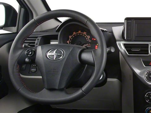 Used 2012 Scion iQ w/ Rear Speaker Pkg FWD image 9