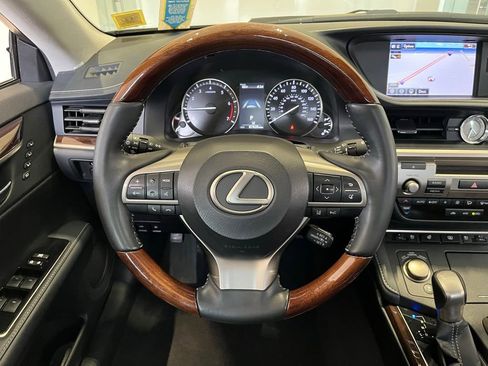Used 2016 Lexus ES 350 FWD image 33
