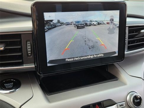 Used 2023 Ford Explorer XLT w/ Equipment Group 202A image 25