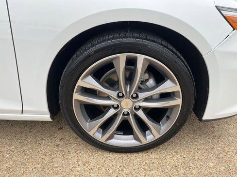 Used 2024 Chevrolet Malibu LT FWD image 8