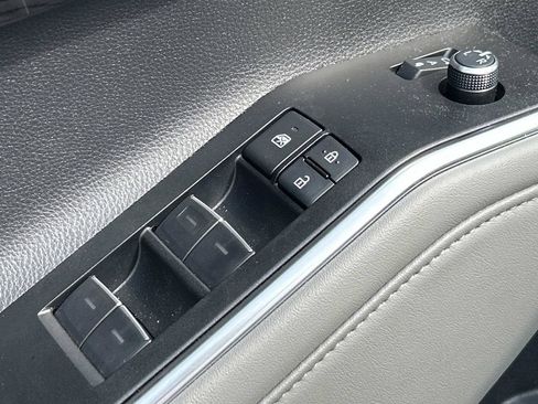 New 2026 Toyota Highlander Limited AWD/4WD image 28