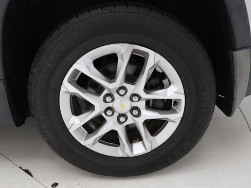 Used 2018 Chevrolet Traverse LT image 9
