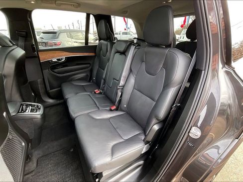 Used 2024 Volvo XC90 B6 Plus w/ Protection Package Premier image 26