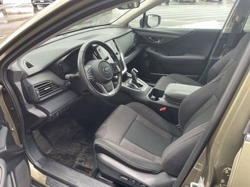 Used 2023 Subaru Outback Premium image 12