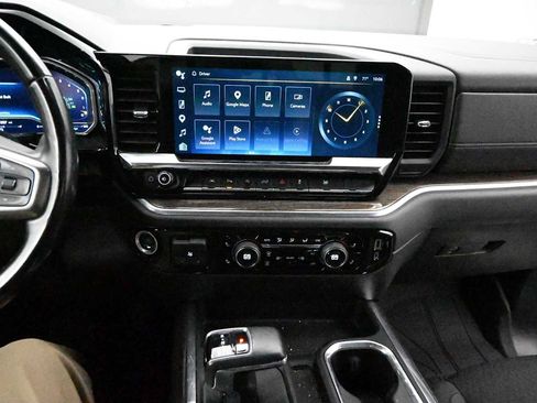 Used 2022 Chevrolet Silverado 1500 RST w/ Rally Edition AWD/4WD image 15
