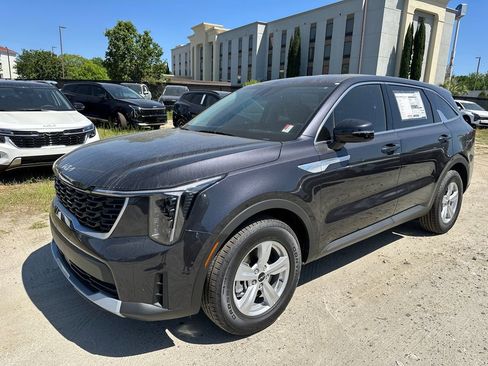 New 2026 Kia Sorento LX FWD image 3