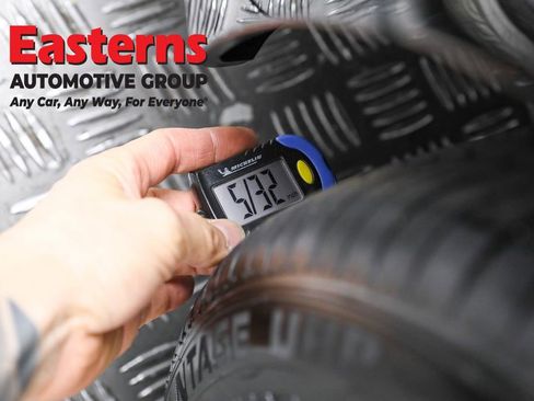Used 2024 BMW 430i xDrive Convertible AWD/4WD image 25