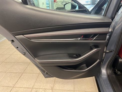 Used 2023 MAZDA MAZDA3 s image 17
