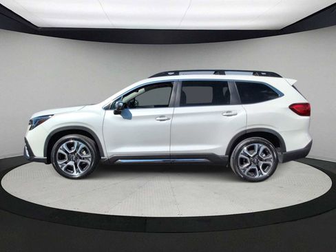 Used 2023 Subaru Ascent Limited w/ Technology Package image 5