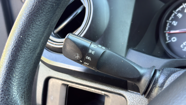 Used 2016 Toyota Tacoma SR RWD image 16