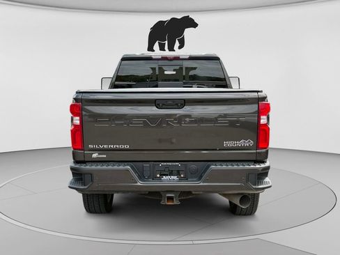 Used 2021 Chevrolet Silverado 2500 High Country w/ Z71 Off-Road Package AWD/4WD image 4