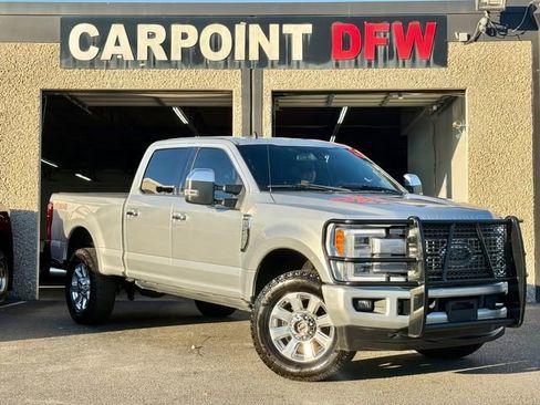 Used 2019 Ford F250 Platinum image 2