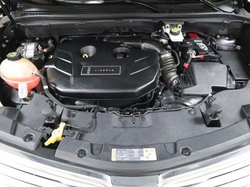 Used 2018 Lincoln MKC Select w/ Select Plus Package AWD/4WD image 22