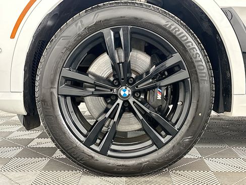 Used 2024 BMW X7 M60i w/ Executive Package image 35