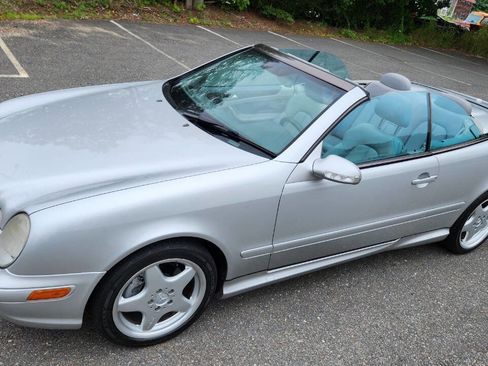 Used 2001 Mercedes-Benz CLK 430 Cabriolet image 8