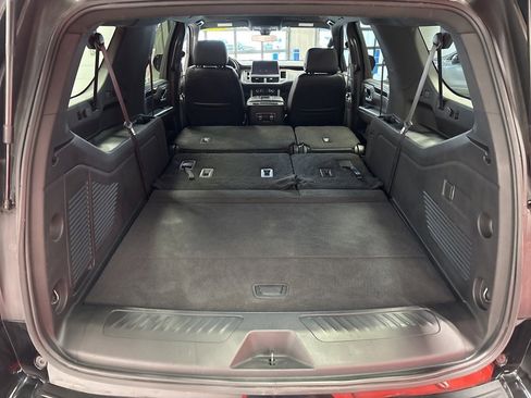 Used 2021 GMC Yukon XL SLE image 35