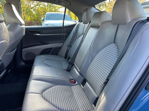 Used 2023 Toyota Camry SE image 23