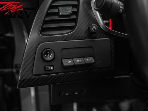 Used 2016 Chevrolet Corvette Z06 w/ 3LZ Preferred Equipment Group image 37