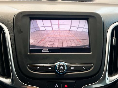 Used 2022 Chevrolet Equinox LT image 24