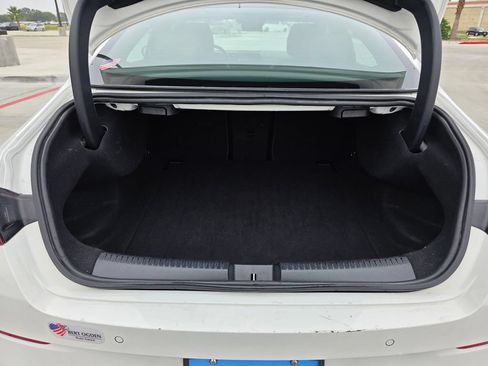 Used 2025 Mercedes-Benz CLA 250 image 8
