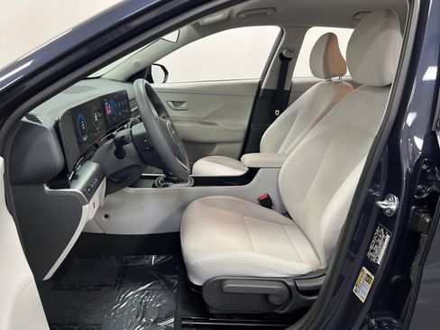 Used 2024 Hyundai Kona SE FWD image 12