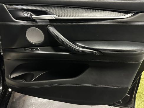 Used 2015 BMW X6 M AWD/4WD image 28