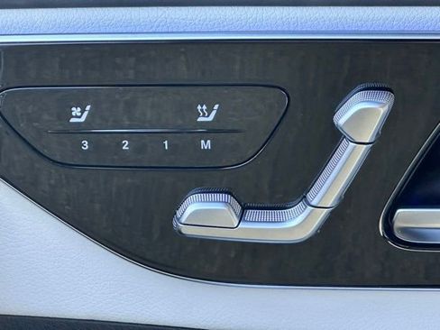 Used 2025 Mercedes-Benz C 300 4MATIC Sedan image 21