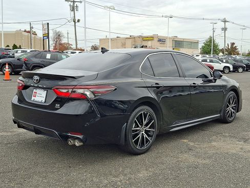 Certified 2023 Toyota Camry SE image 7
