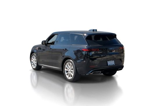Used 2025 Land Rover Range Rover Sport SE image 6