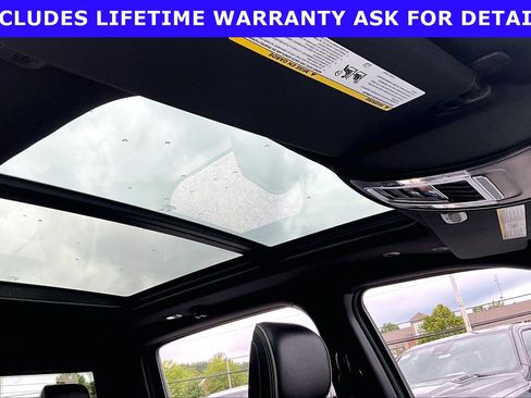 Used 2022 RAM 1500 Limited w/ Body Color Bumper Group AWD/4WD image 19
