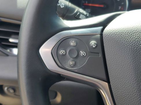 Certified 2023 Chevrolet Traverse LT image 13