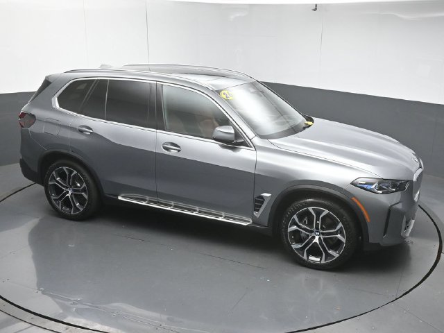 Used 2026 BMW X5 xDrive40i w/ Climate Comfort Package AWD/4WD image 43