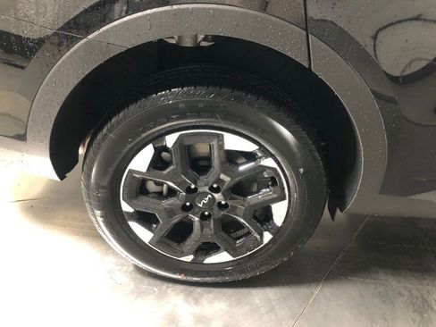 New 2026 Kia Sorento S w/ S Panoramic Sunroof Package image 9