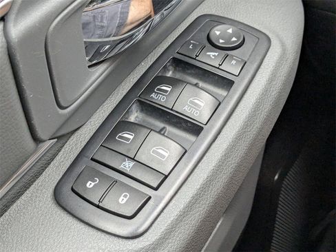 Used 2017 RAM 1500 Big Horn image 23