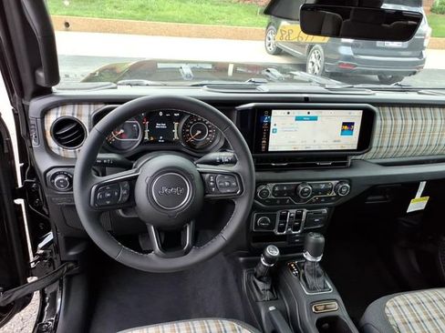 New 2026 Jeep Gladiator Sport AWD/4WD image 8